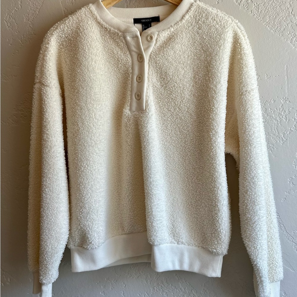 White teddy sweater forever 21 size S